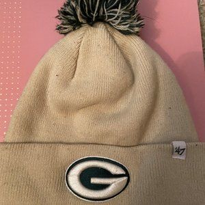 Packer pom hat